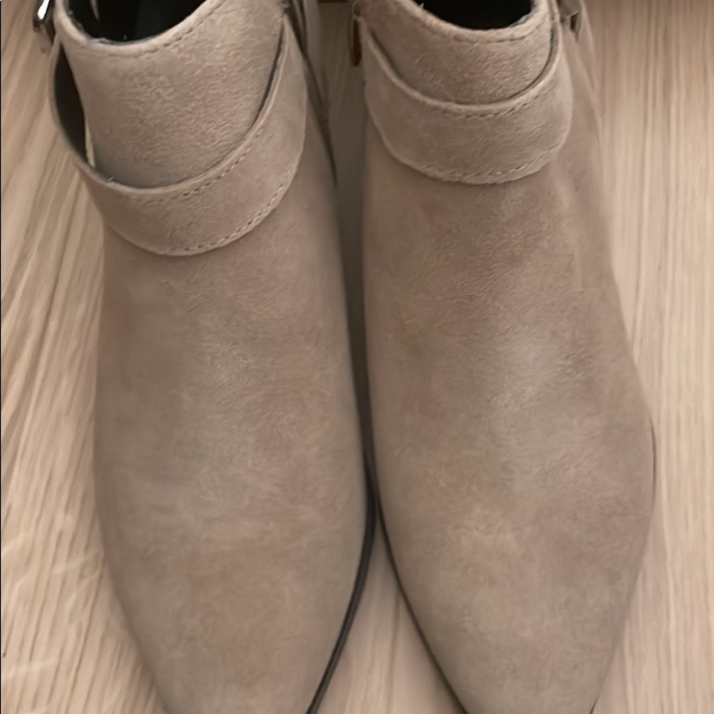 New Mark Fisher Pointed Tow Suede Booties New in Box